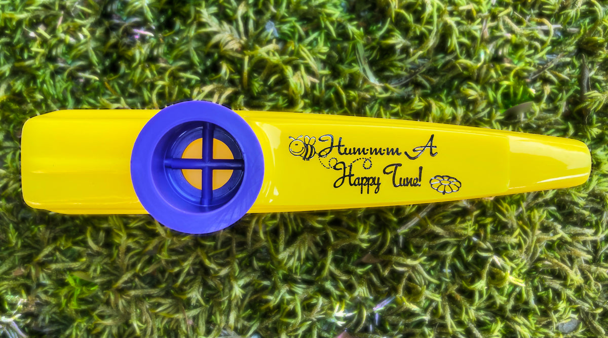 Hum-m-m A Happy Tune – Kazoobie Kazoos